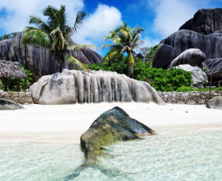 como-son-praslin-y-la-digue_960x640_crop_80.jpg
