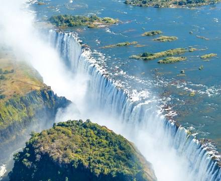 web-aventuraafrica-destinos-zambia-actividades-cataratas-victoria.jpg