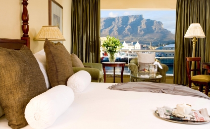 web-aventuraafrica-destinos-sudafrica-alojamientos-table-bay-hotel.jpg